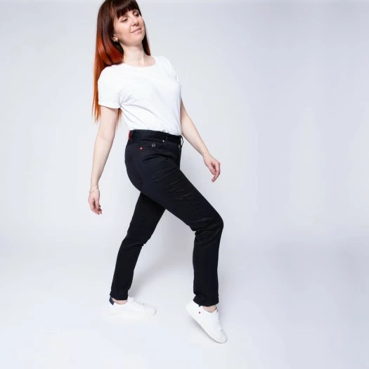 1083 JEANS SLIM 7/8EME 204 FUSELE LA GENTLE FACTORY Coton Bio Uni Noir 6 1083 JEANS SLIM 7/8EME 204 FUSELE LA GENTLE FACTORY Coton Bio Uni Noir – Image 6