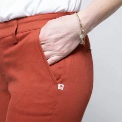 1083 CHINO SLIM 264 FUSELE Coton Bio Filidenim Flex Uni Terracotta Femme 13 1083 CHINO SLIM 264 FUSELE Coton Bio Filidenim Flex Uni Terracotta Femme -Default Template 1 264 terracotta2 4