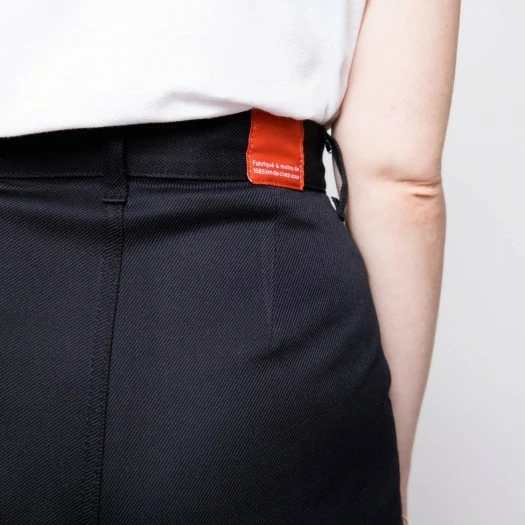 1083 SHORT AMPLE 278 PINCE Taille Haute Coton Bio Denimoriginal Uni Noir 5 1083 SHORT AMPLE 278 PINCE Taille Haute Coton Bio Denimoriginal Uni Noir – Image 5